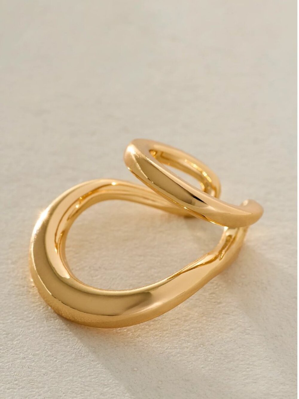 NWT Free People Harvey Ear Cuff in Gold